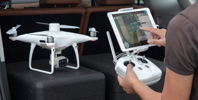 Квадрокоптер DJI Phantom 4 Multispectral + Мобильная станция D-RTK 2 High Precision GNSS в Тюмени